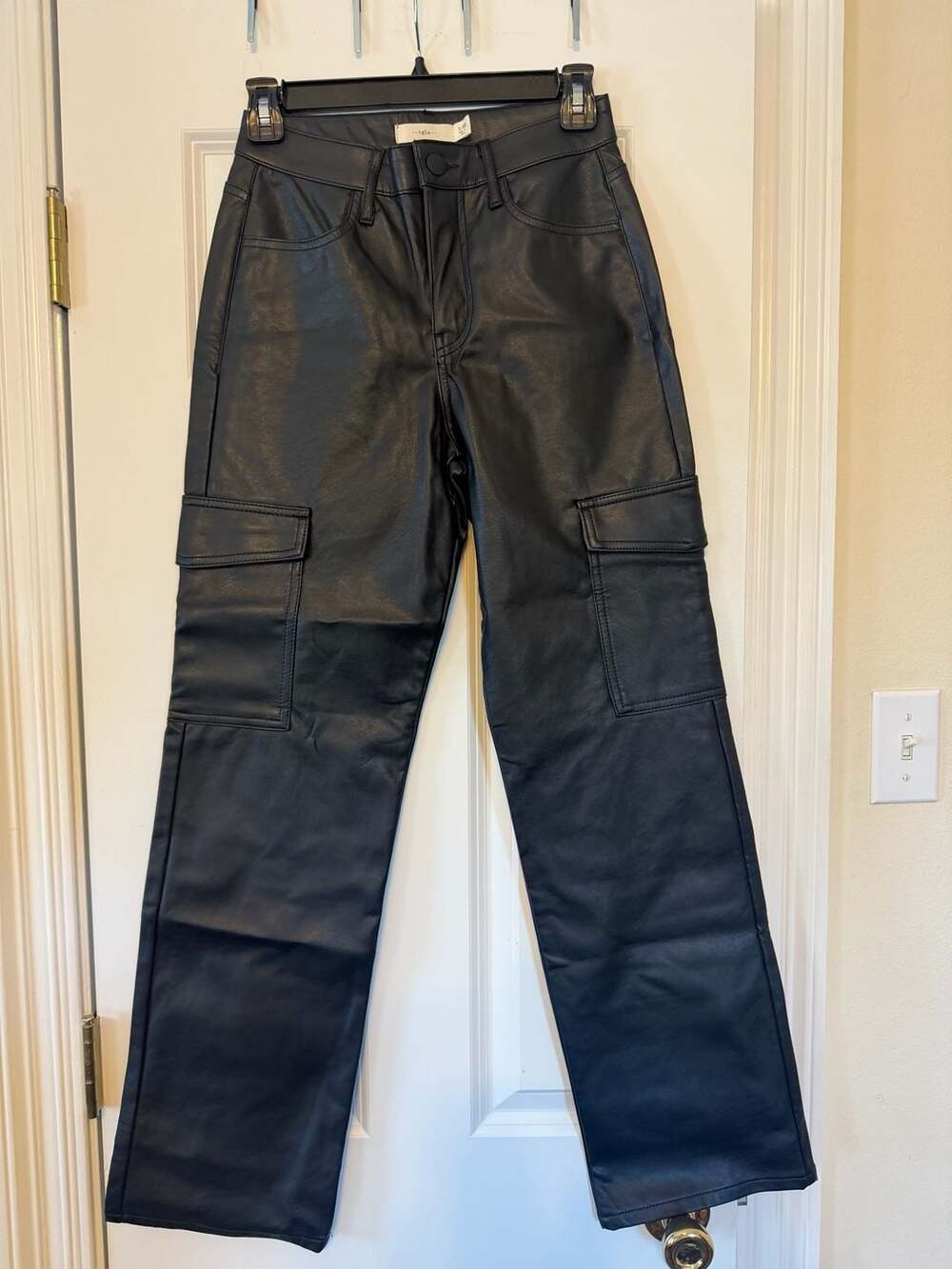 Tgla Black Faux Leather Cargo Pants Size 1/25